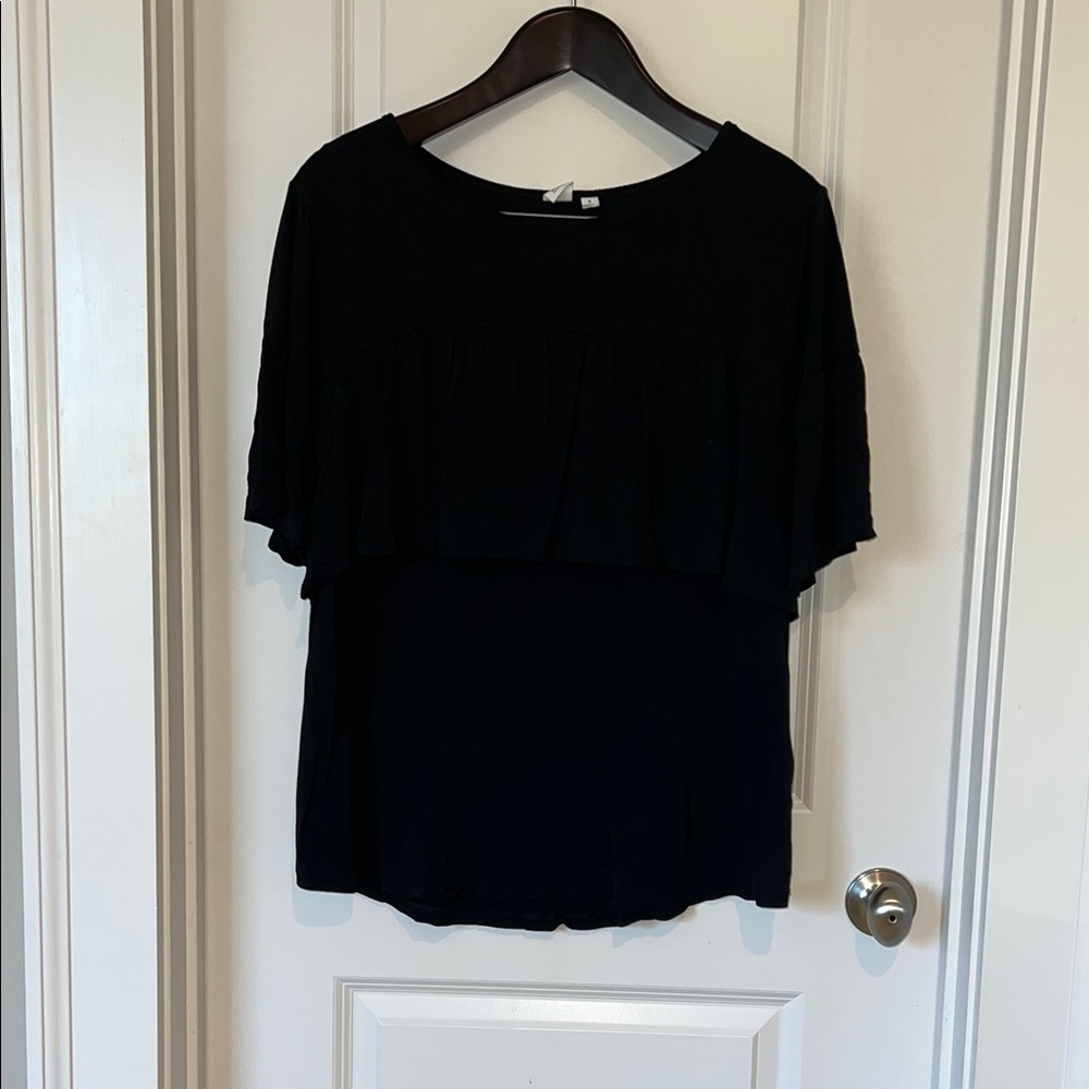 GAP Black Short Sleeve Ruffle Women's Nursing Top, size XL